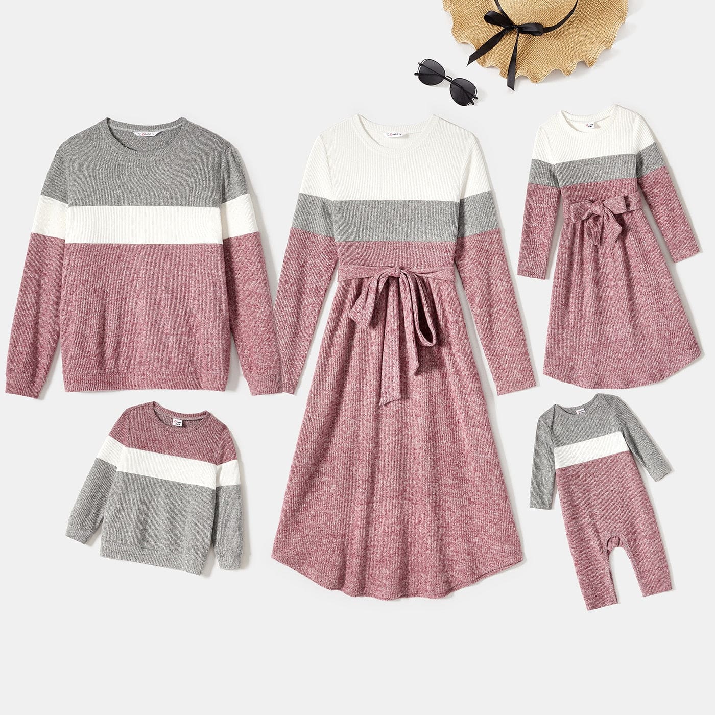 Ensemble De Tenues Coordonnées À Lignes Roses Et Grises