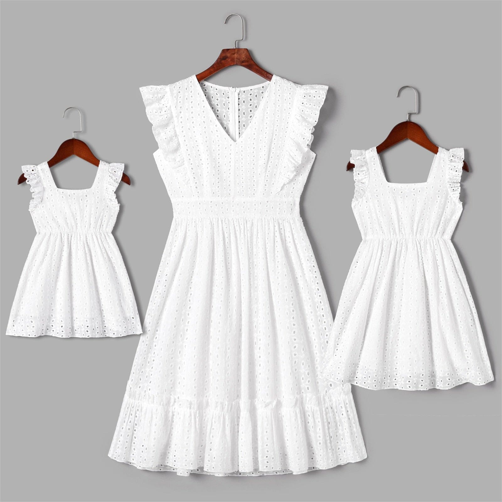 Robe Duo Mère Et Fille À Broderies Blanches