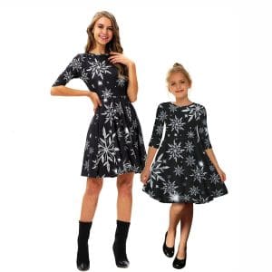 Robe Mère Fille Assortie Pour Noël Ornée De Flocons