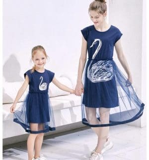 Tenue Assortie Pour Maman Et Sa Petite Fille