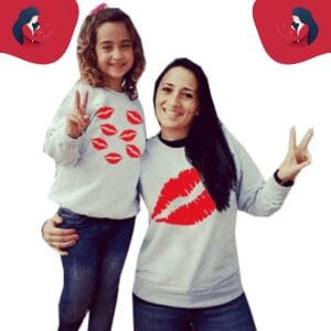 Pull mère fille bisous