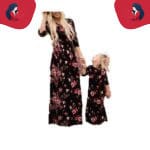 robe mère fille noire avec des fleurs
